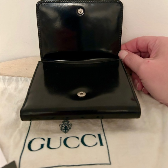 Gucci Black Patent Leather Bifold Wallet Embossed Logo Tom Ford
Vintage Like New - Picture 4 of 12